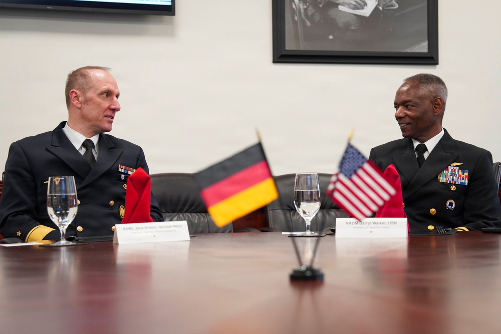 German naval academy leader visits U.S. Naval War College
