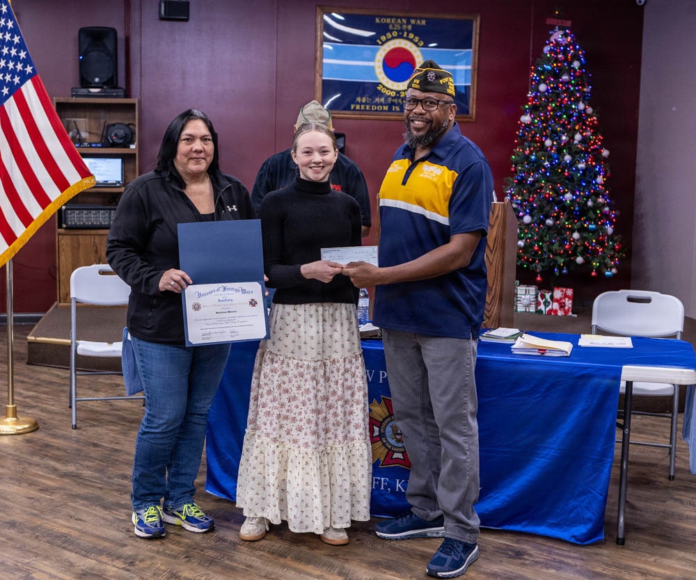 Fort Knox sophomore finds patriotism in gratitude, places fifth in state-level VFW essay contest