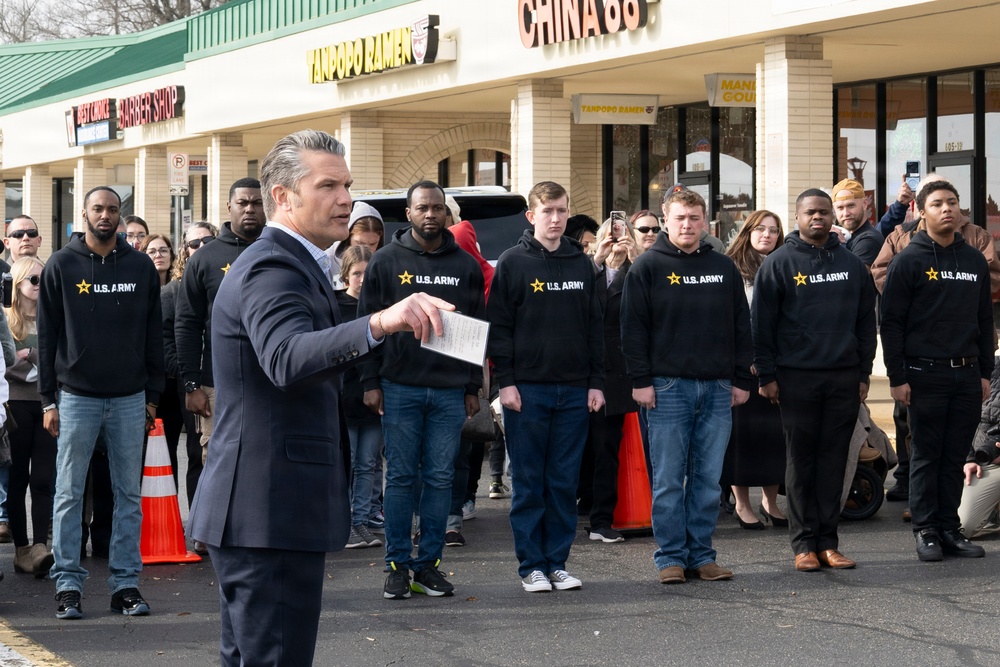 SW's Arsenal of Freedom Tour - Newport News