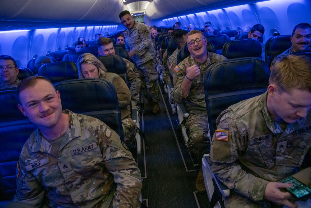 Oregon Guardsmen return to Portland, completing their mission with Task Force Rose Shield