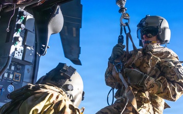 DUSTOFF Participates in Jungle Medicine Training Course