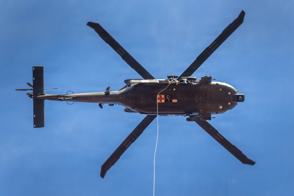 DUSTOFF Participates in Jungle Medicine Training Course