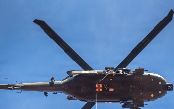 DUSTOFF Participates in Jungle Medicine Training Course