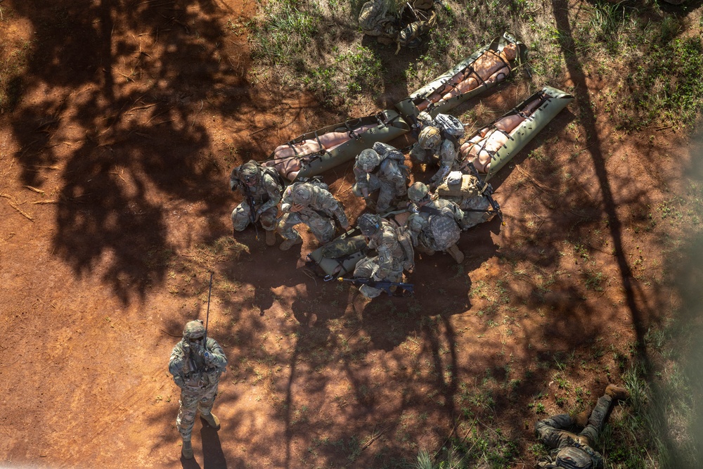 DUSTOFF Participates in Jungle Medicine Training Course