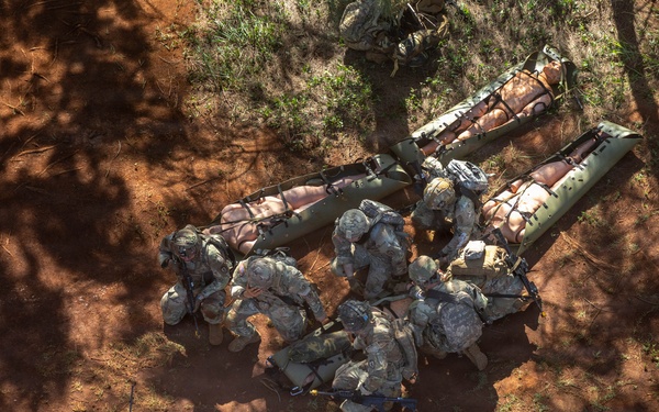 DUSTOFF Participates in Jungle Medicine Training Course