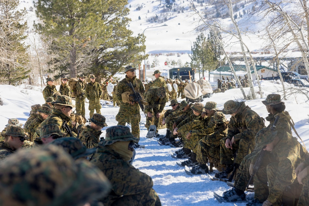 MTX 1-26 | Combat Logistics Battalion 24 Acclimation Hike
