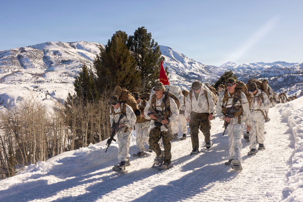 MTX 1-26 | Combat Logistics Battalion 24 Acclimation Hike