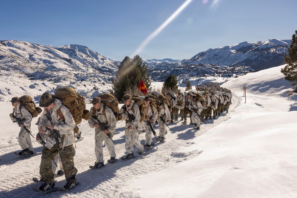 MTX 1-26 | Combat Logistics Battalion 24 Acclimation Hike