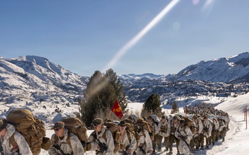 MTX 1-26 | Combat Logistics Battalion 24 Acclimation Hike