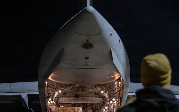 332nd Air Expeditionary Wing receives M1 Abrams tanks