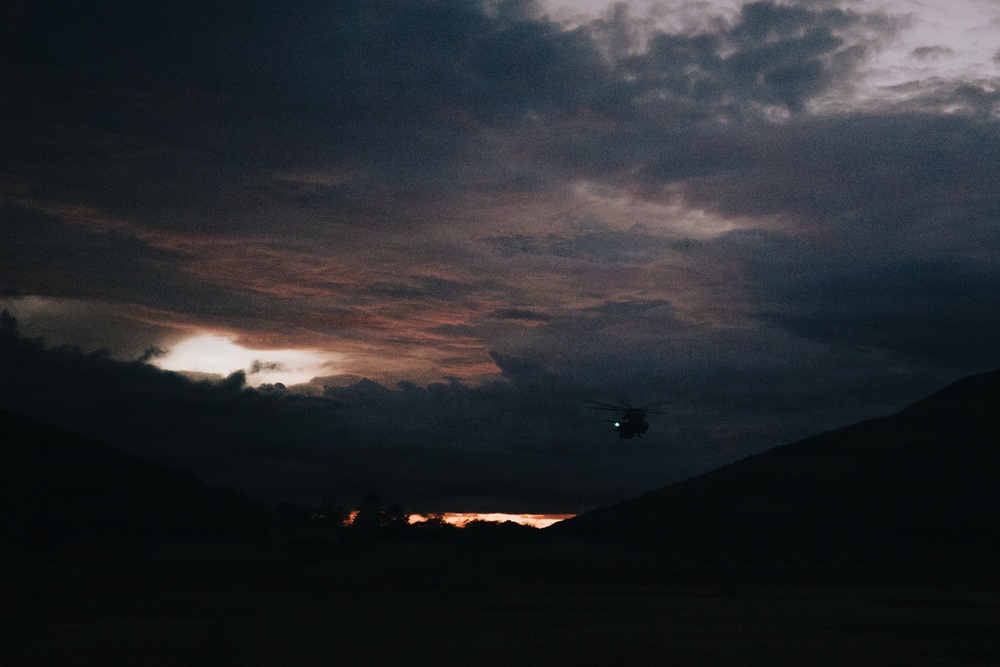 22nd MEU(SOC) | CLB 26 Conducts Helicopter Support Team Training with VMM-263 (REIN)