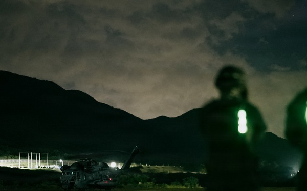 22nd MEU(SOC) | CLB 26 Conducts Helicopter Support Team Training with VMM-263 (REIN)