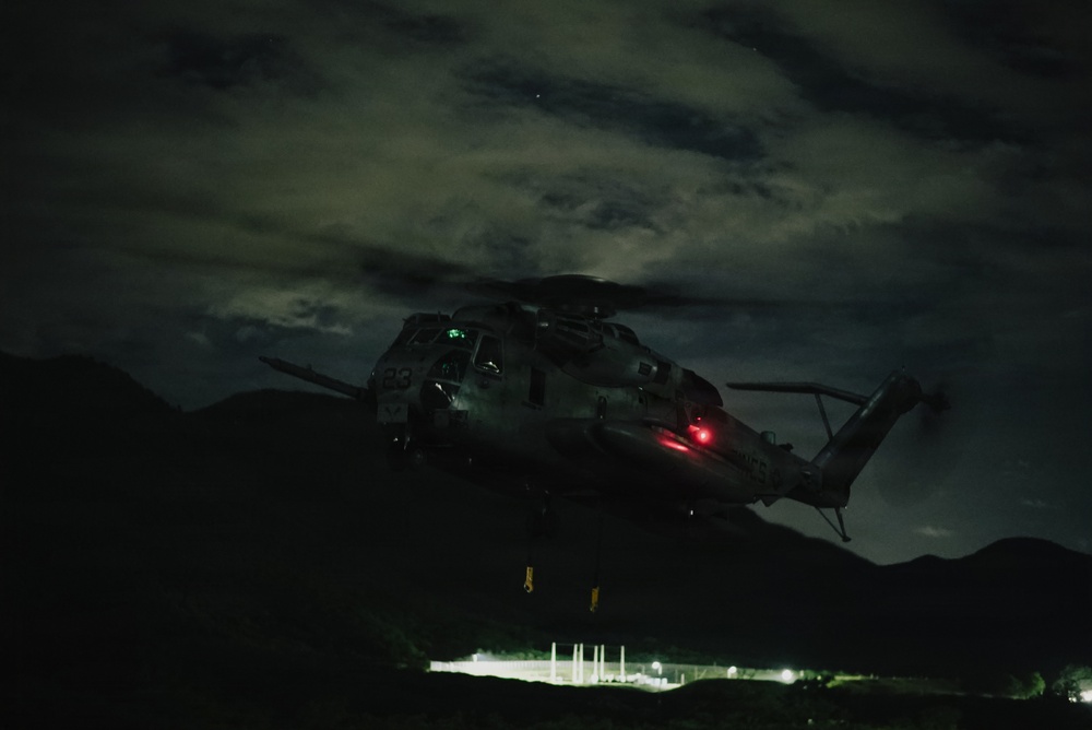 22nd MEU(SOC) | CLB 26 Conducts Helicopter Support Team Training with VMM-263 (REIN)