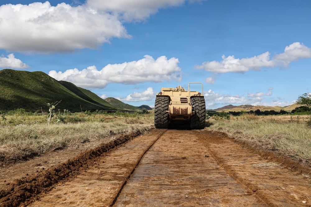 22nd MEU(SOC) | BLT Engineers Construct Airstrip in Puerto Rico