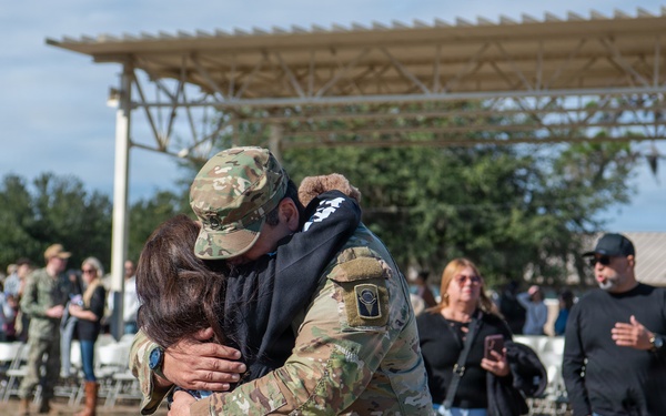 Departure Ceremony 2nd Battalion, 124th Infantry Regiment