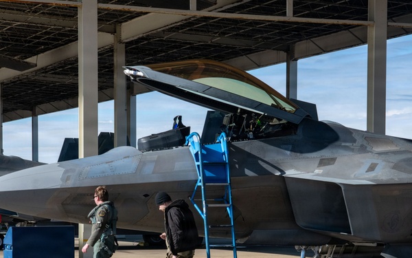 2026 F-22 flyover for Virginia Gov. inauguration