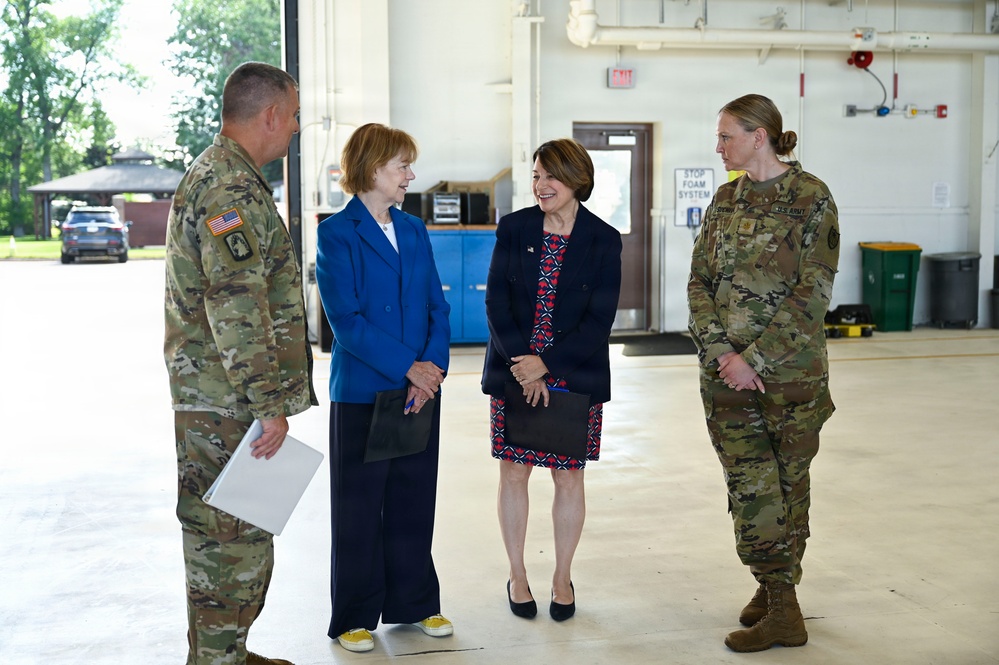 Minnesota U.S. Senators Visit the Minneapolis-St. Paul Air Reserves Station