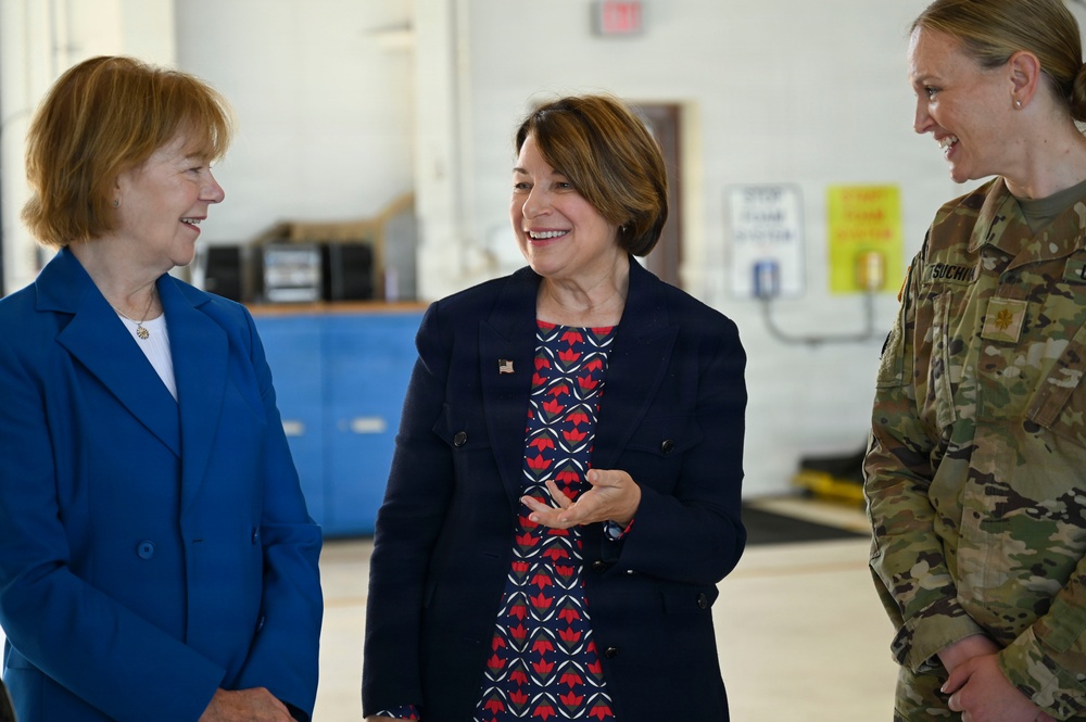 Minnesota U.S. Senators Visit the Minneapolis-St. Paul Air Reserves Station