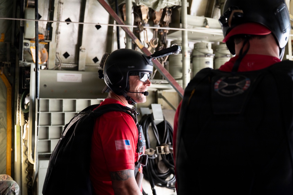 Patriot Parachute Team Perform at University