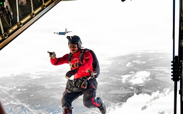 Patriot Parachute Team Perform at University