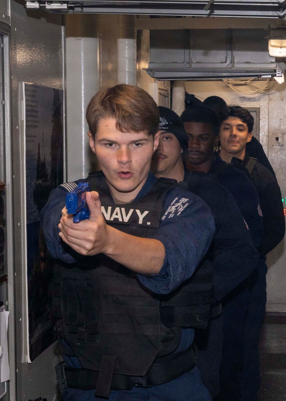 USS Michael Murphy Sailors Practice Clearing Rooms During SRF