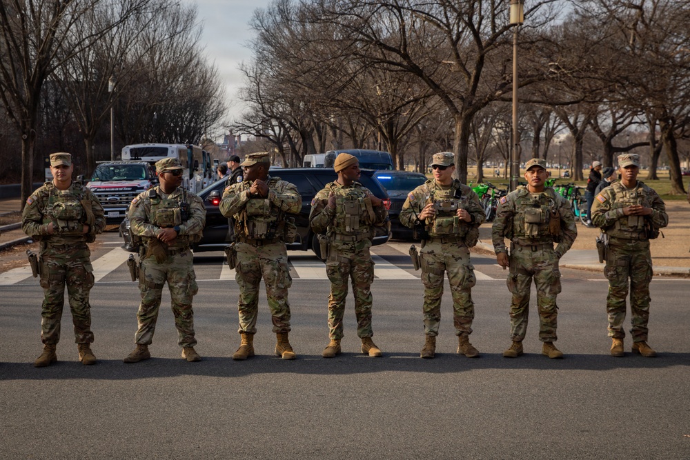 Mississippi National Guard service members join a dignified escort for fallen Metropolitan Police Department Officer