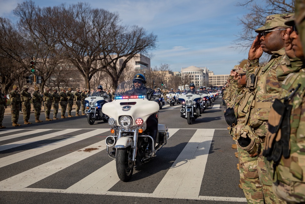 Mississippi National Guard service members join a dignified escort for fallen Metropolitan Police Department Officer