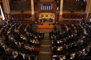 AFN Aviano Radio News: National Prayer Breakfast