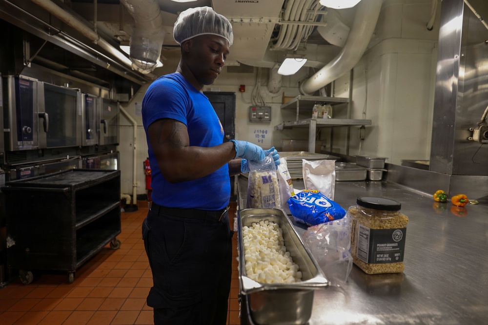 Abraham Lincoln serves Sunday brunch