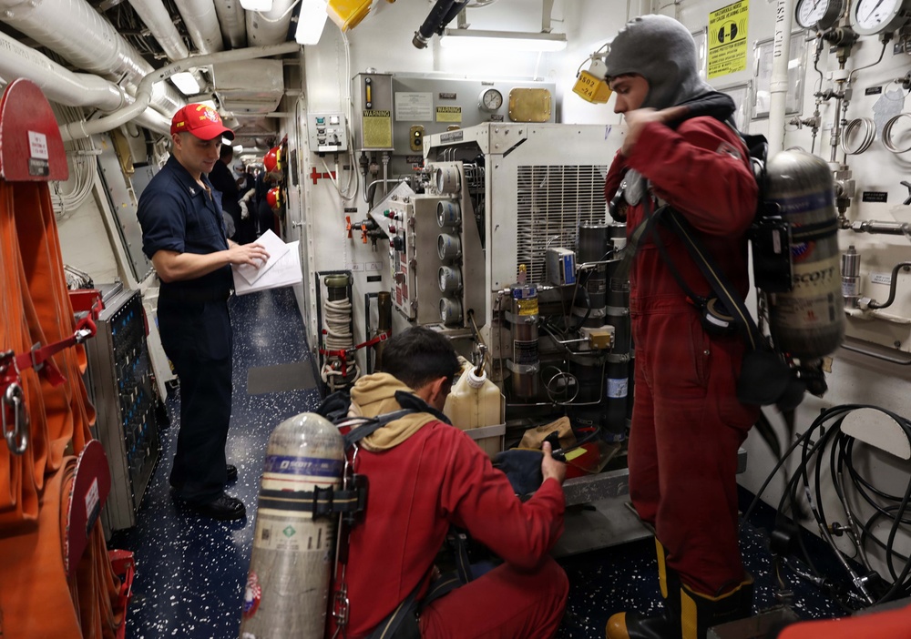 USS Roosevelt (DDG 80) Conducts DCTT Drill in the Red Sea