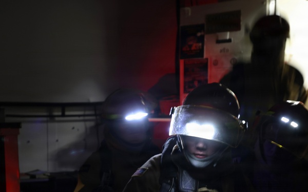 USS Roosevelt (DDG 80) Conducts DCTT Drill in the Red Sea