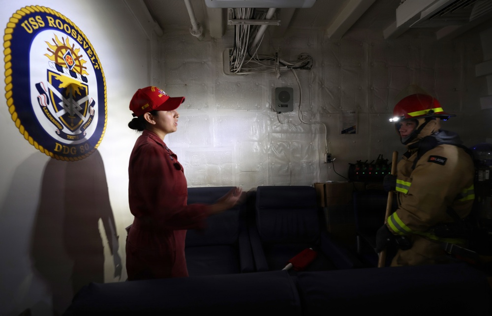 USS Roosevelt (DDG 80) Conducts DCTT Drill in the Red Sea