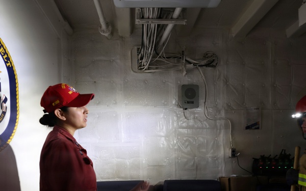 USS Roosevelt (DDG 80) Conducts DCTT Drill in the Red Sea