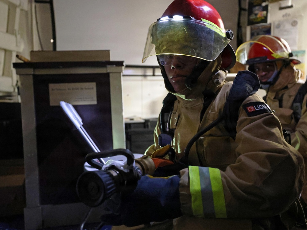 USS Roosevelt (DDG 80) Conducts DCTT Drill in the Red Sea