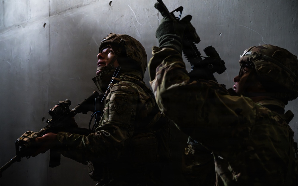 U.S. Army and Japan Self Defense Force Paratroopers Conducts Close Quarters Battle Training