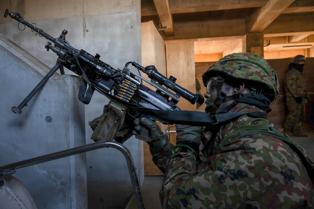 U.S. Army and Japan Self Defense Force Paratroopers Conducts Close Quarters Battle Training