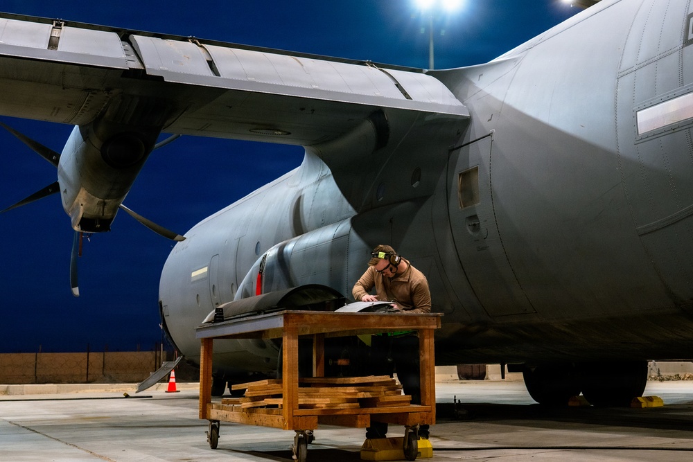 386th AEW Aircraft Metals Specialists Perform Maintenance on a C-130