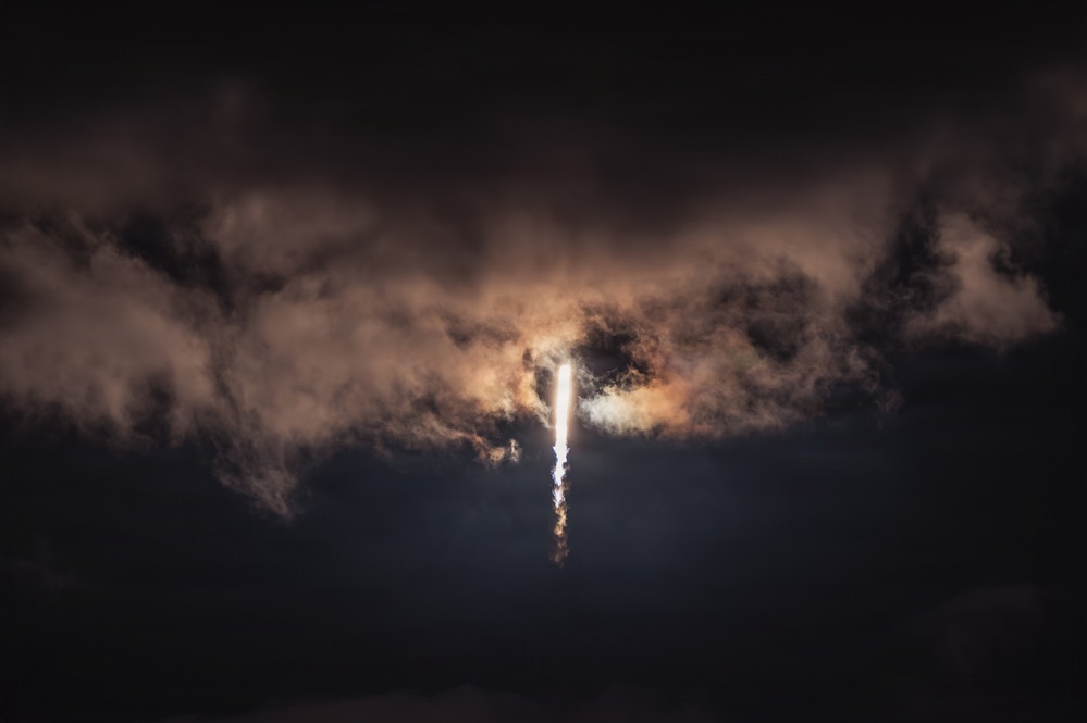 Starlink 6-100 Launches from Cape Canaveral Space Force Station