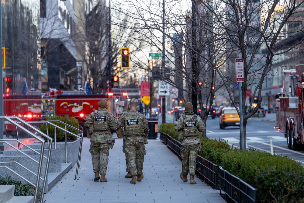 Visible Presence: Florida National Guard Supports D.C. Safe and Beautiful Mission