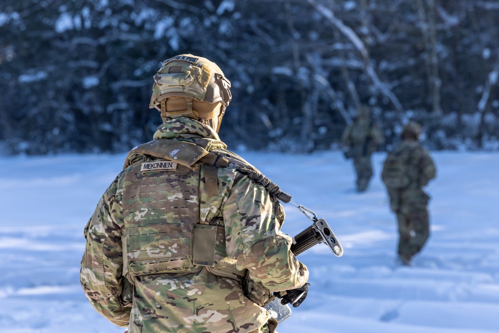3-8 Cav Conducts Platoon STX lanes