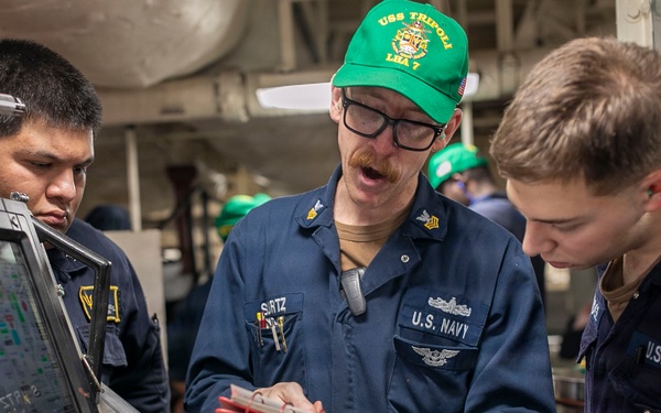 USS Tripoli Conducts Engineering Training Team Drills