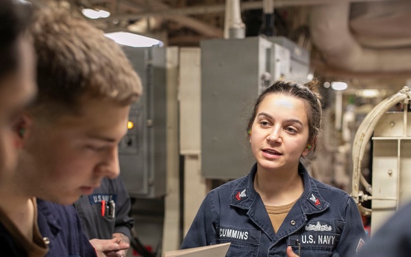 USS Tripoli Conducts Engineering Training Team Drills