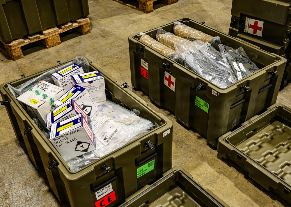 Prepositioned AMALs Kits Issued During Cold Response 26