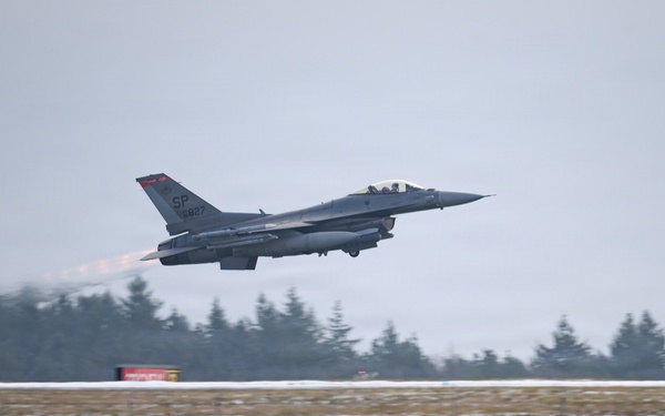 Winter weather doesn't stop the mission at Spangdahlem Air Base