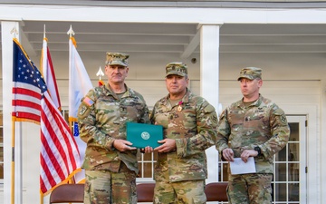 CSM Pask relinquishes responsibility to CSM Williams