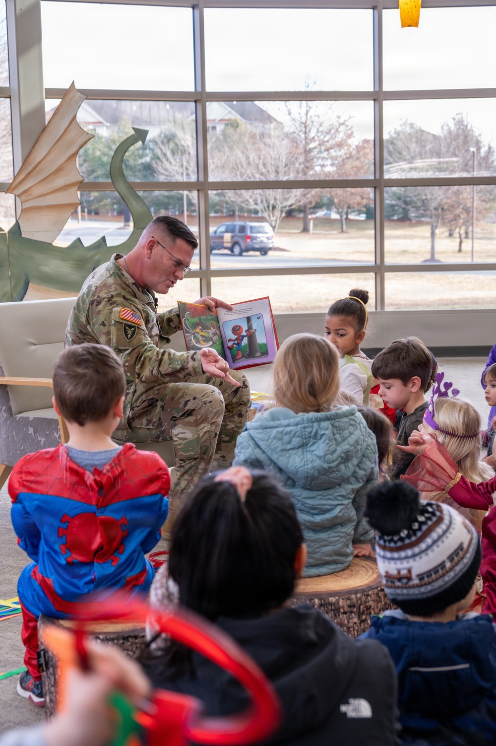 CECOM Command Sergeant Major participates in Eighth Annual HCPL Fairytale and Superhero Festival