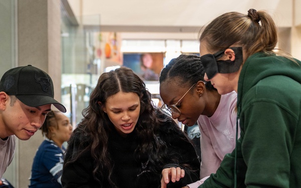 Cold weather, hot competition at Crossbow Games