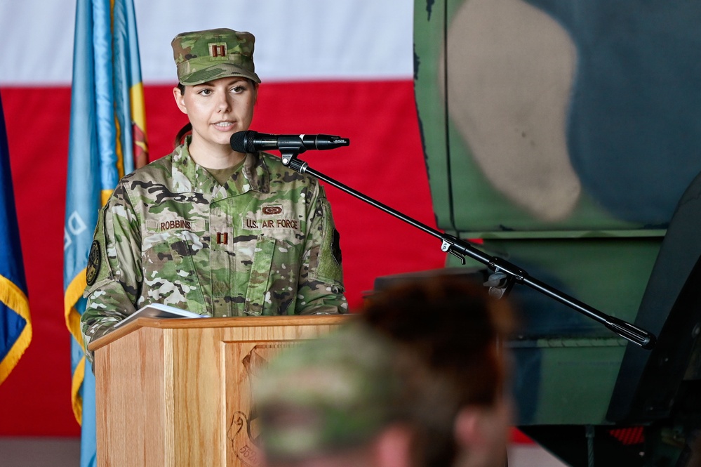 America’s Wing Welcomes New Commander at 552nd Air Control Wing Change of Command