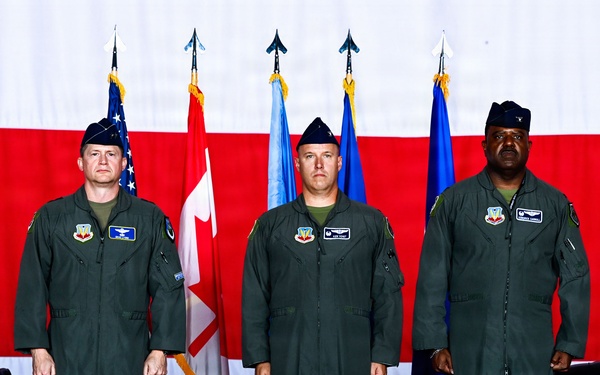 America’s Wing Welcomes New Commander at 552nd Air Control Wing Change of Command