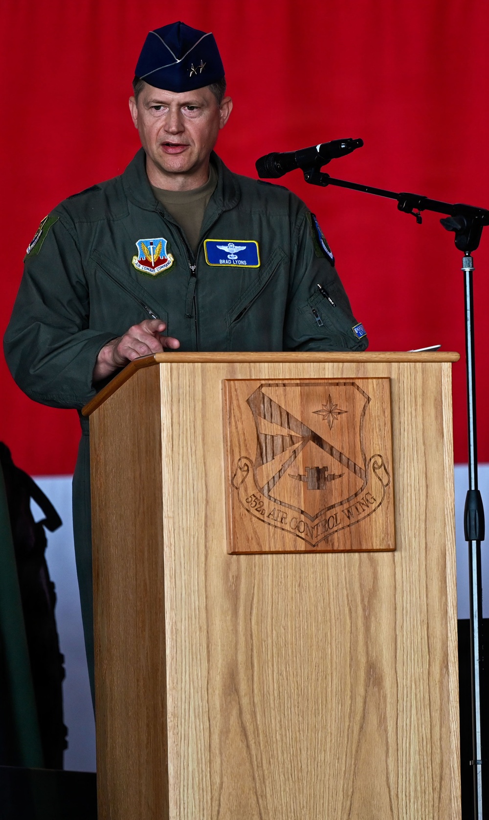 America’s Wing Welcomes New Commander at 552nd Air Control Wing Change of Command